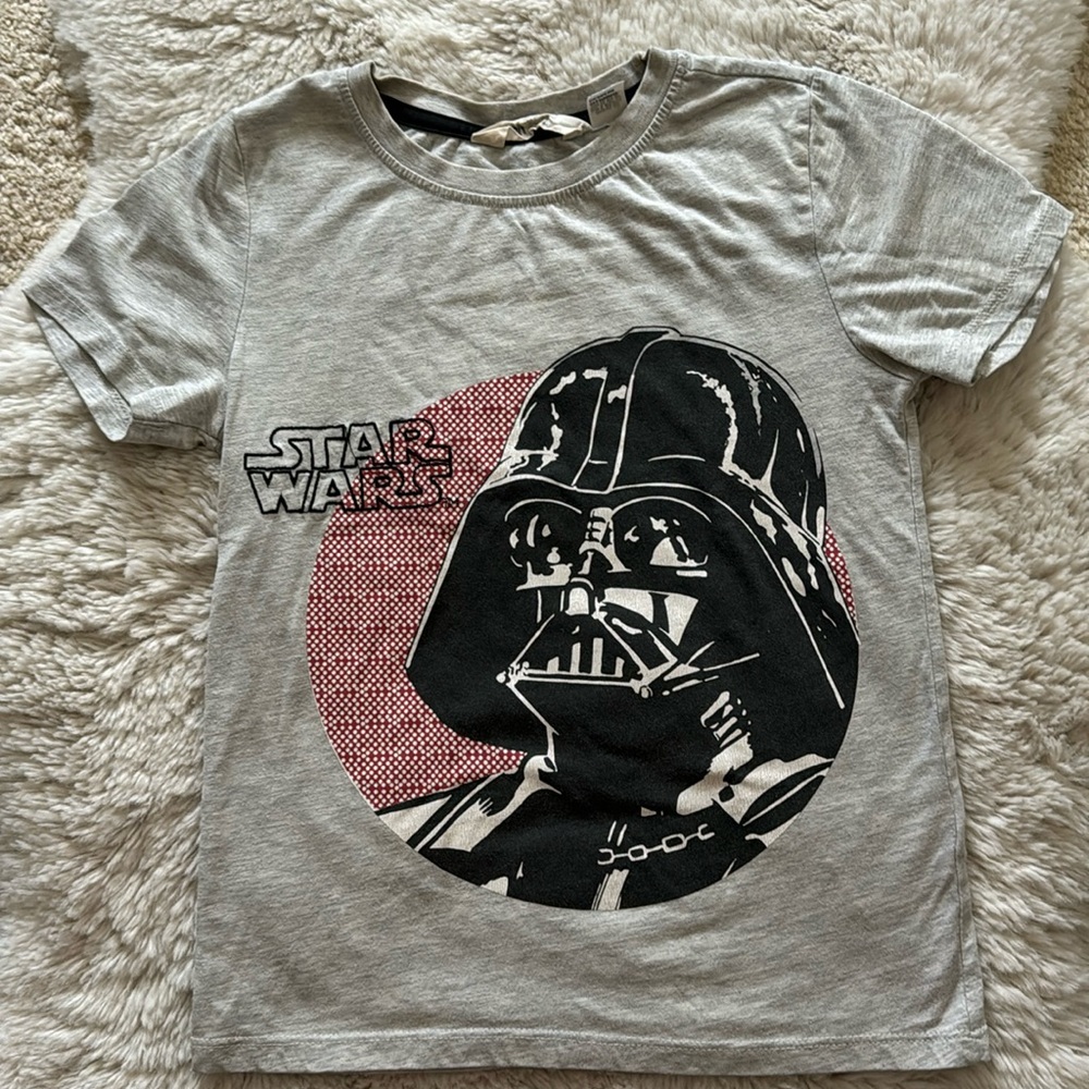Boy’s Darth Vader t-shirt